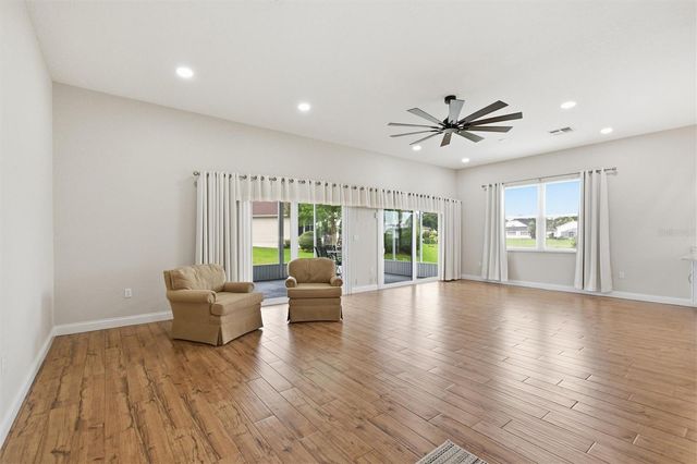 1097 CARAVAN LOOP, Polk City, FL 33868