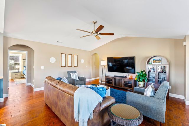 22 Macle Court, Travelers Rest, SC 29690