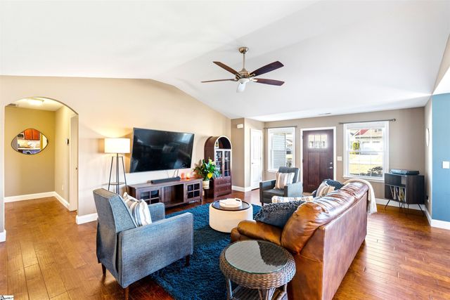 22 Macle Court, Travelers Rest, SC 29690