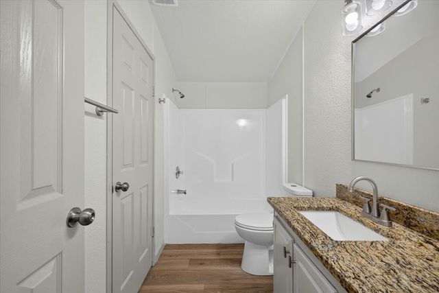6001 Overbrook Farm Lane, Joshua, TX 76058
