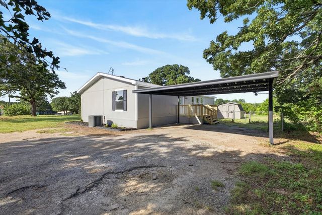 6001 Overbrook Farm Lane, Joshua, TX 76058