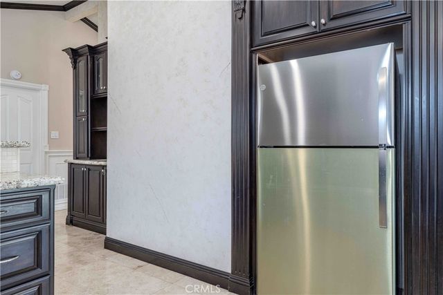 1122 S Peregrine Place, Anaheim, CA 92806