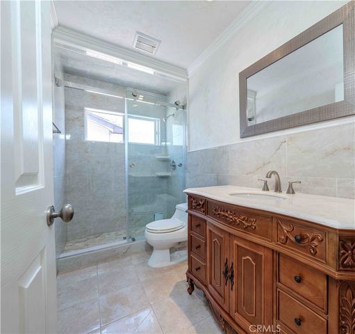 1122 S Peregrine Place, Anaheim, CA 92806