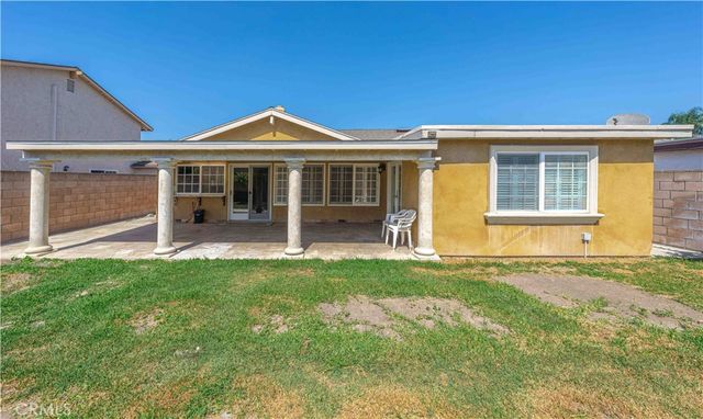 1122 S Peregrine Place, Anaheim, CA 92806