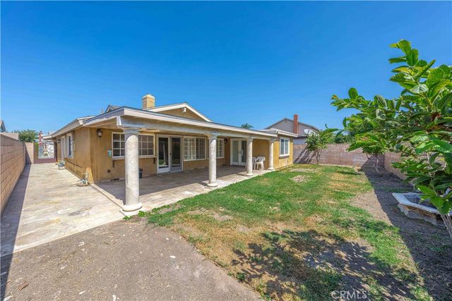 1122 S Peregrine Place, Anaheim, CA 92806