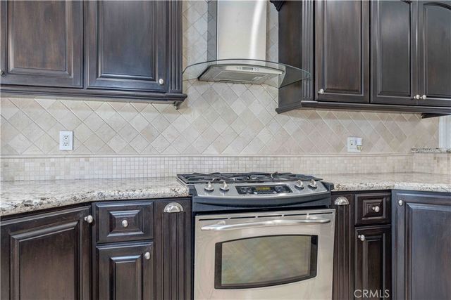 1122 S Peregrine Place, Anaheim, CA 92806