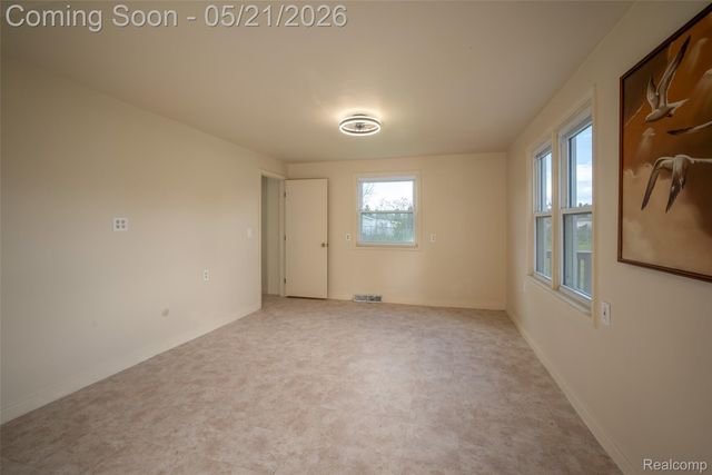420 Wellsboro Street, Walled Lake, MI 48390