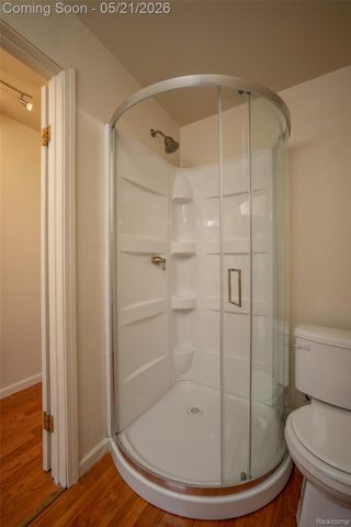 420 Wellsboro Street, Walled Lake, MI 48390