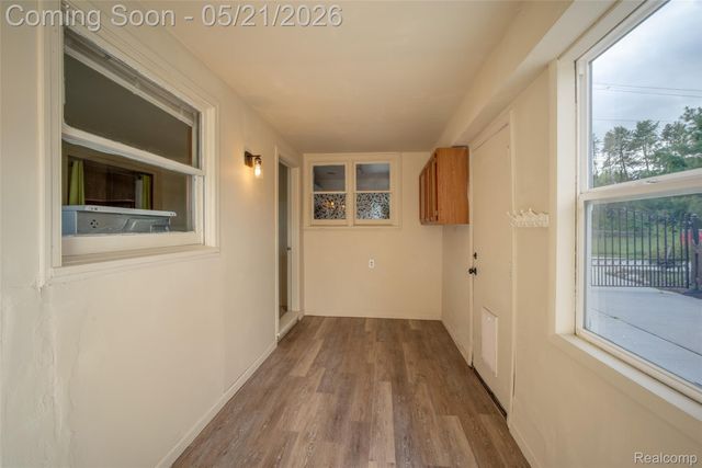 420 Wellsboro Street, Walled Lake, MI 48390