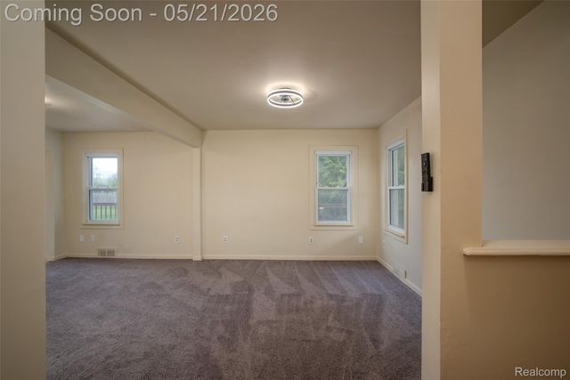 420 Wellsboro Street, Walled Lake, MI 48390