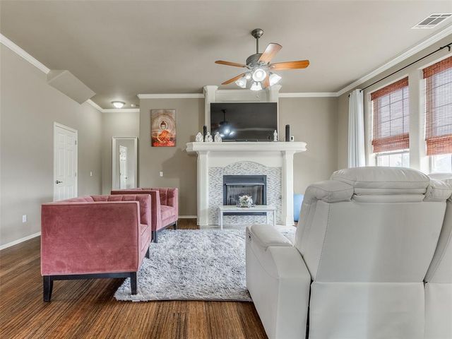 2047 Park Avenue, Newcastle, OK 73065