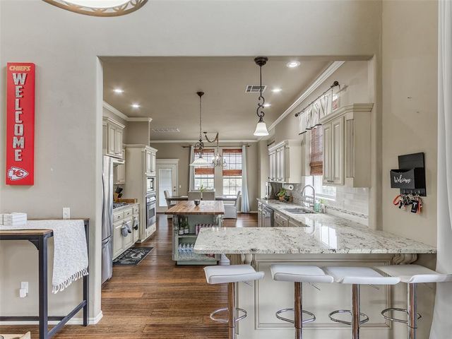 2047 Park Avenue, Newcastle, OK 73065