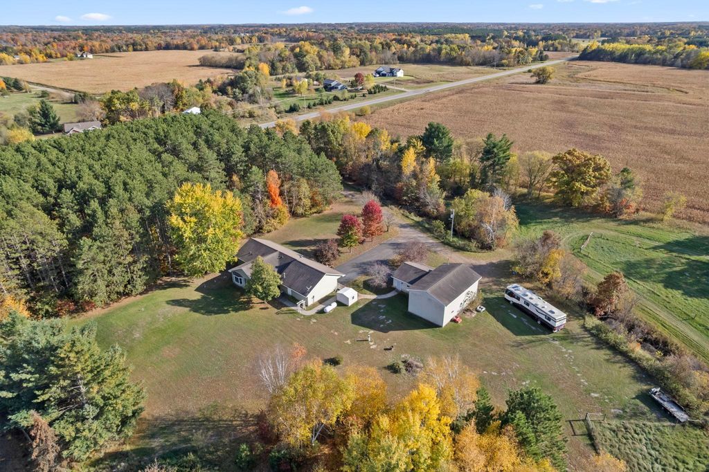 25706 Apollo Street NE, Stacy, MN 55079 — photo 2