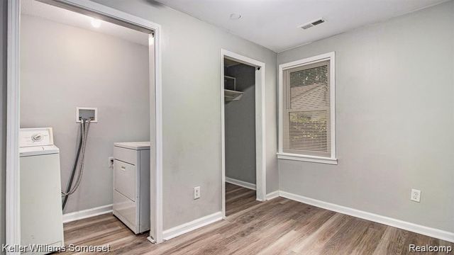 8661 Dodge Avenue, Warren, MI 48089