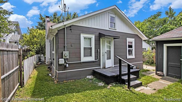 8661 Dodge Avenue, Warren, MI 48089