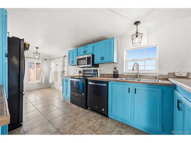 5535 Peerless Farms Rd, Peyton, CO 80831