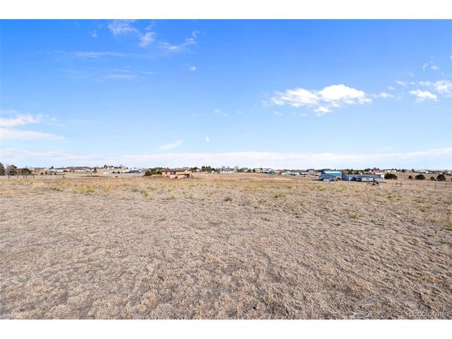 5535 Peerless Farms Rd, Peyton, CO 80831