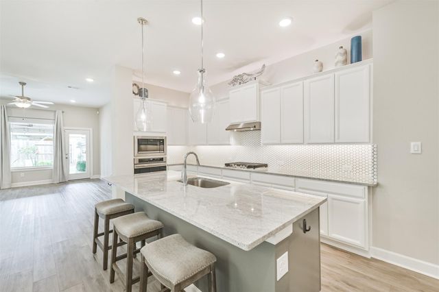 15611 Rising Wren Court, Conroe, TX 77302