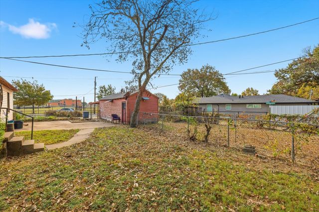 1204 Hoke Smith Drive, Dallas, TX 75224