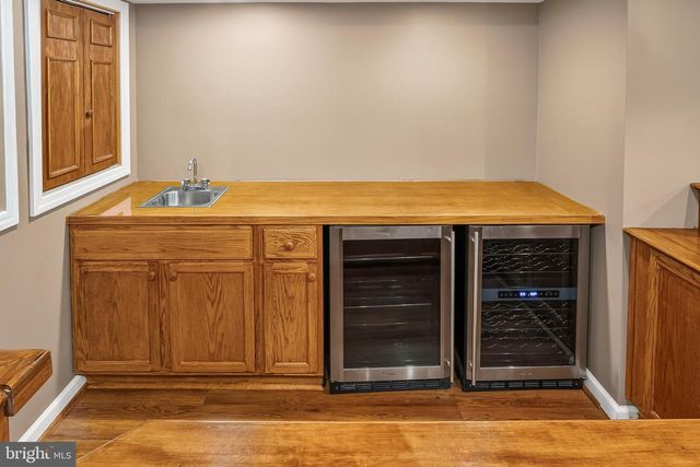 36 HILL FARM WAY, Swedesboro, NJ 08085