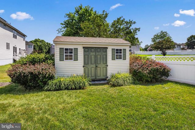 36 HILL FARM WAY, Swedesboro, NJ 08085