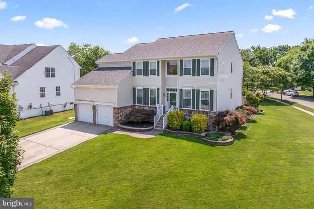 36 HILL FARM WAY, Swedesboro, NJ 08085