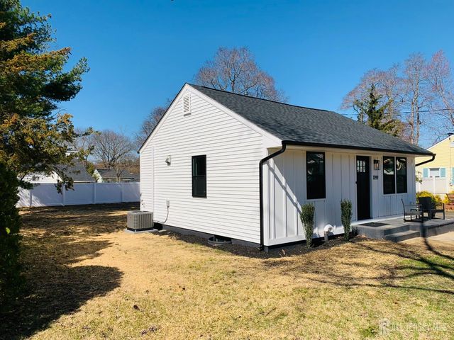 1299 Englishtown Road, Old Bridge, NJ 08857