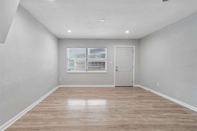 2927 BANZA STREET, Tampa, FL 33605