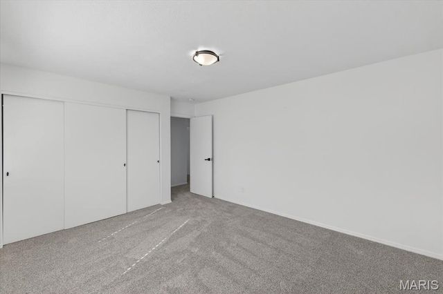 395 Royal Valley Drive, Creve Coeur, MO 63141