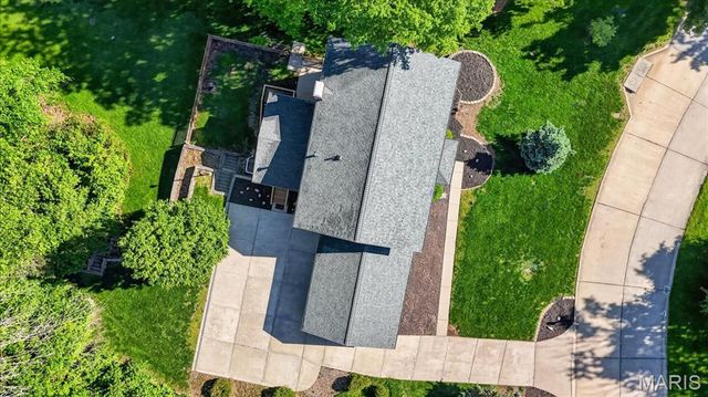 395 Royal Valley Drive, Creve Coeur, MO 63141
