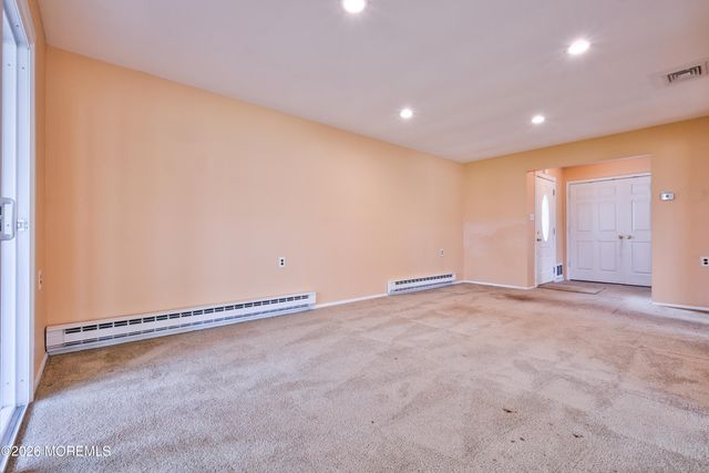 6 Phillips Road, Brick, NJ 08724