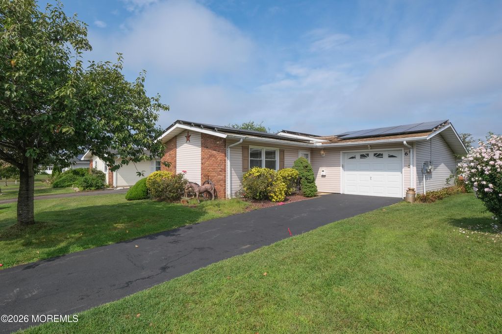 6 Phillips Road, Brick, NJ 08724