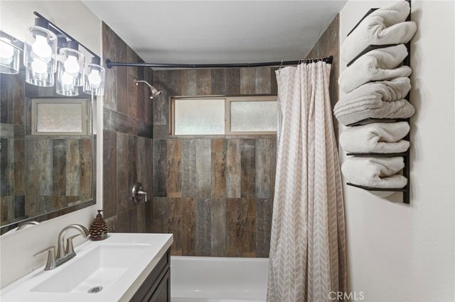 1029 W Aeroplane, Big Bear City, CA 92314