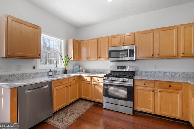 305 Penfield Circle, Sugar Hill, GA 30518