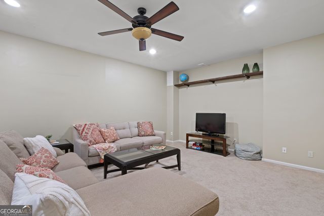 305 Penfield Circle, Sugar Hill, GA 30518