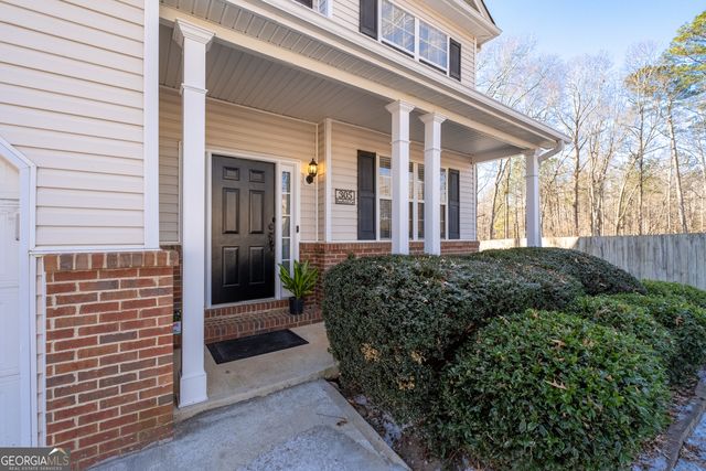 305 Penfield Circle, Sugar Hill, GA 30518