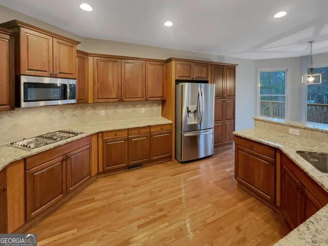 37 Ashdowne Way, Acworth, GA 30101