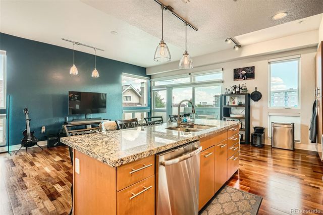 2460 W 29th Avenue 106, Denver, CO 80211