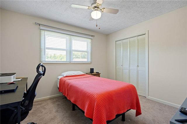 211 MAYFLOWER Drive, Woodstock, GA 30188