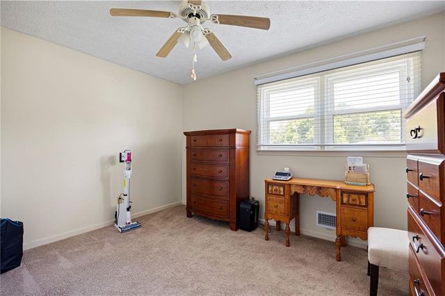 211 MAYFLOWER Drive, Woodstock, GA 30188