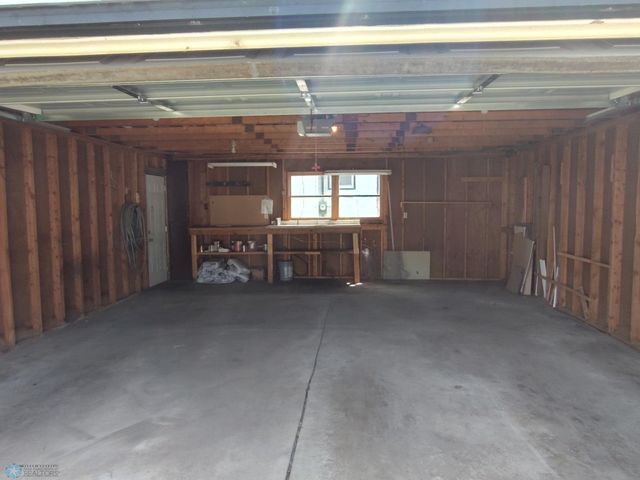 208 1 Avenue SE, Dilworth, MN 56529