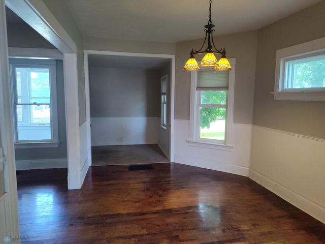 208 1 Avenue SE, Dilworth, MN 56529
