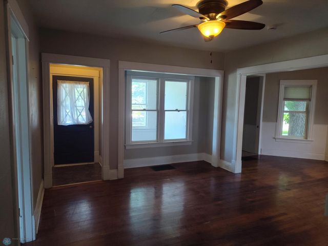 208 1 Avenue SE, Dilworth, MN 56529