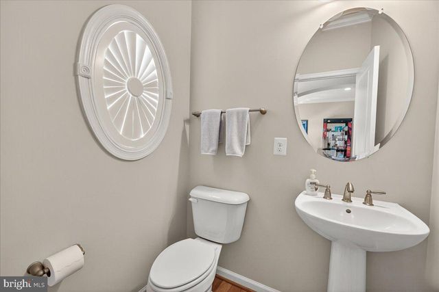 3044 PALATINE DR, Frederick, MD 21701