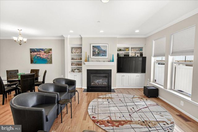 3044 PALATINE DR, Frederick, MD 21701
