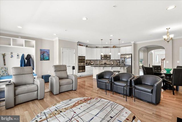 3044 PALATINE DR, Frederick, MD 21701