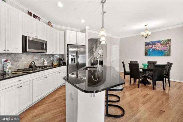 3044 PALATINE DR, Frederick, MD 21701