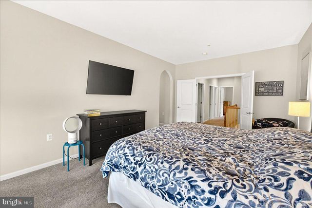 3044 PALATINE DR, Frederick, MD 21701