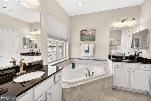 3044 PALATINE DR, Frederick, MD 21701
