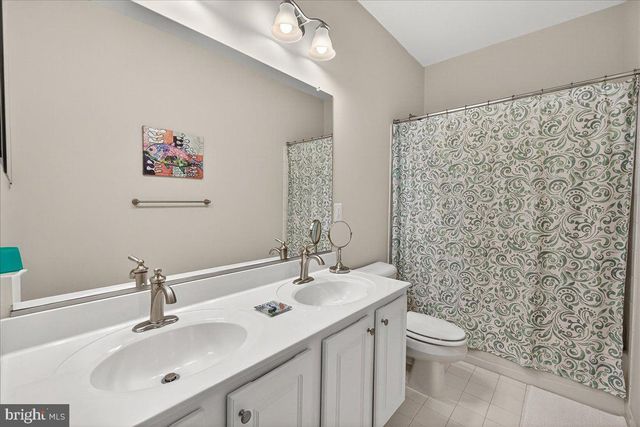 3044 PALATINE DR, Frederick, MD 21701
